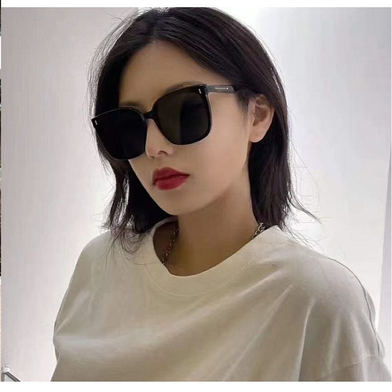 OLOEY New Sunglasses Women Luxury Designer Vintage Square Sun Glasses Classic Eyewear for Lady UV400 Big Frame