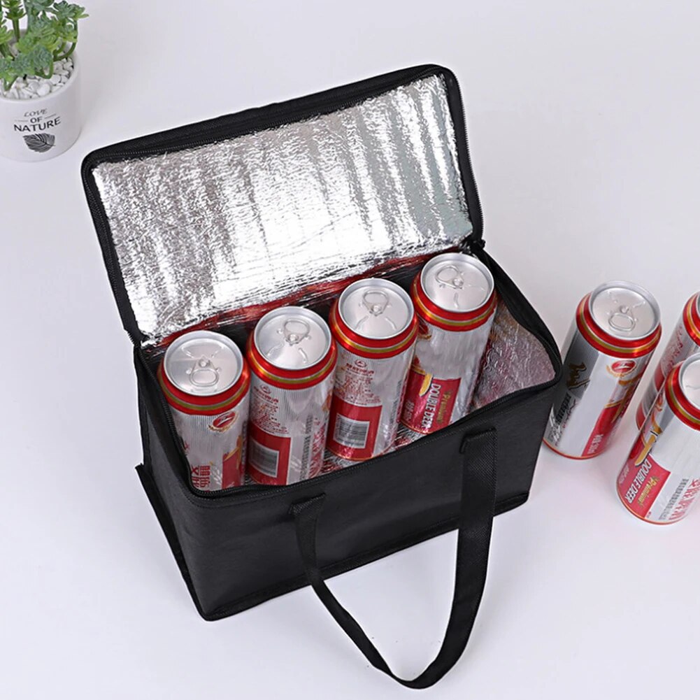 This portable cooler bag is perfect for keeping your food and drinks