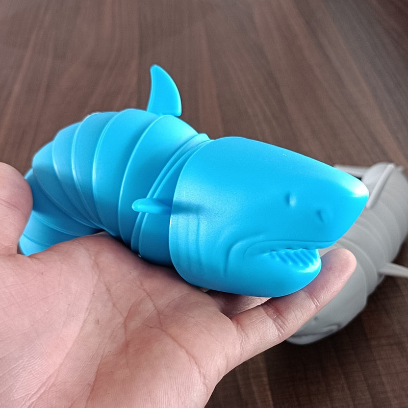 Toys Stress Reliever Fidget Toys Kids Adults Funny Buckle Slug Dolphin Shark Anxiety Antistress Squishy Toy Keychain Accessories