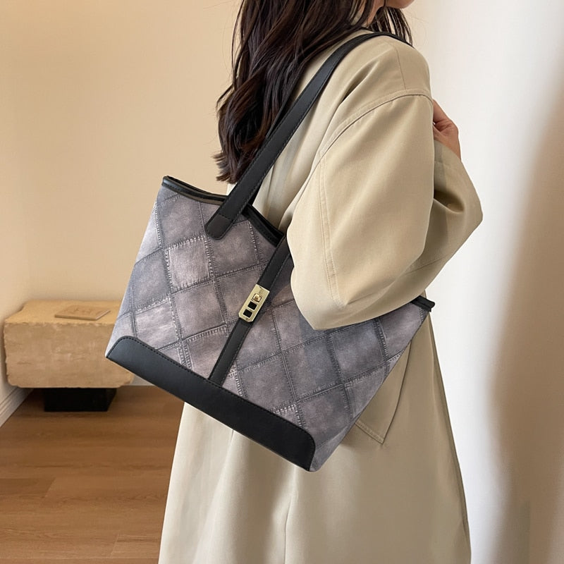 Women's Bags on Sale 2023 High Quality Fashionable New Commuting with Large Capacity Shoulder Bags Leisure Retro Handbag