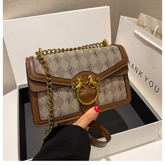 High quality fashion women's chain underarm single shoulder oblique straddle small square bag