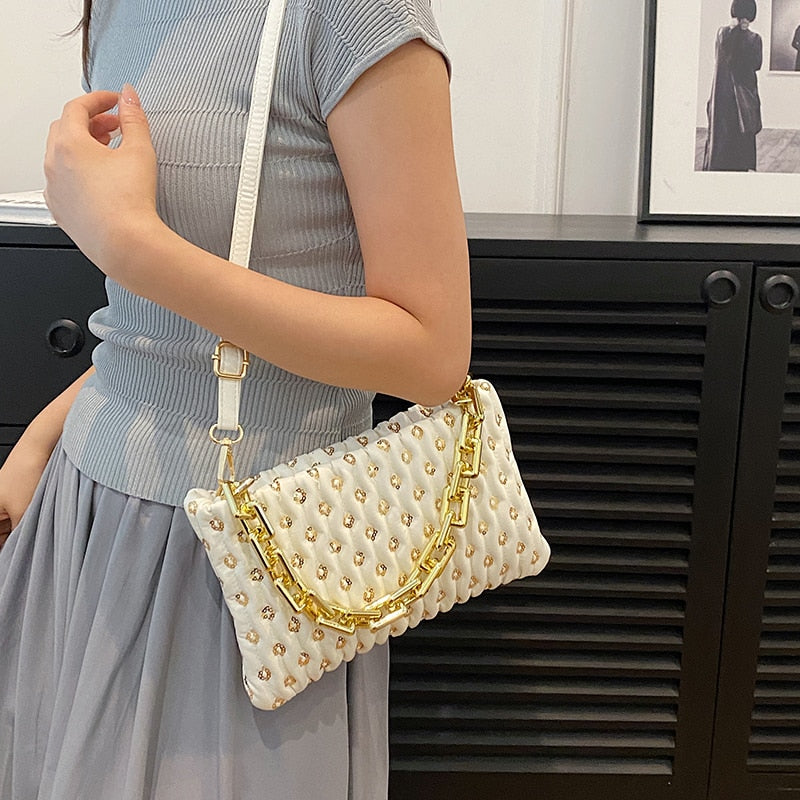 2023 High Quality Women's Bags Autumn New Fashion Sequin Chains Ruched Advanced Sense Shoulder Bag Solid Versatile Handbag