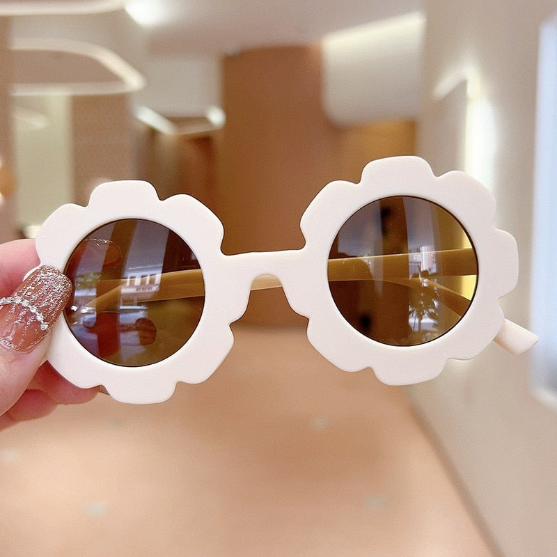 2023 Fashion Heart Frame Children Sunglasses Cute Girls Boys Kids Sun Glasses UV375 Protection Small Eyewear Baby De Sol Gafas