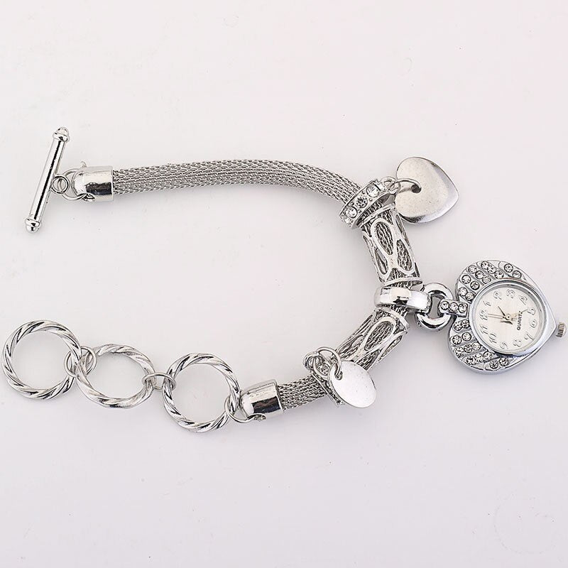 2023 Cute Golden Silver Heart Bracelet Watch INS Style Girl Women Heart Steel Band Bracelet Lover Watch Gift for Girlfriend