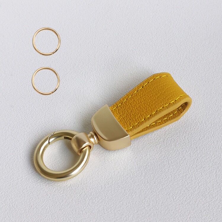 Custom Letters French Sheepskin Car Key Chain Women Delicate Leather Pendant High-end Keychain Lovely Leather Rope Key Holder